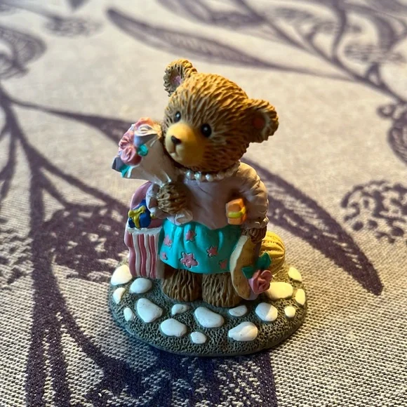 Russ Berrie The Joy of Shopping Collectable Bear - Picture 1 of 7